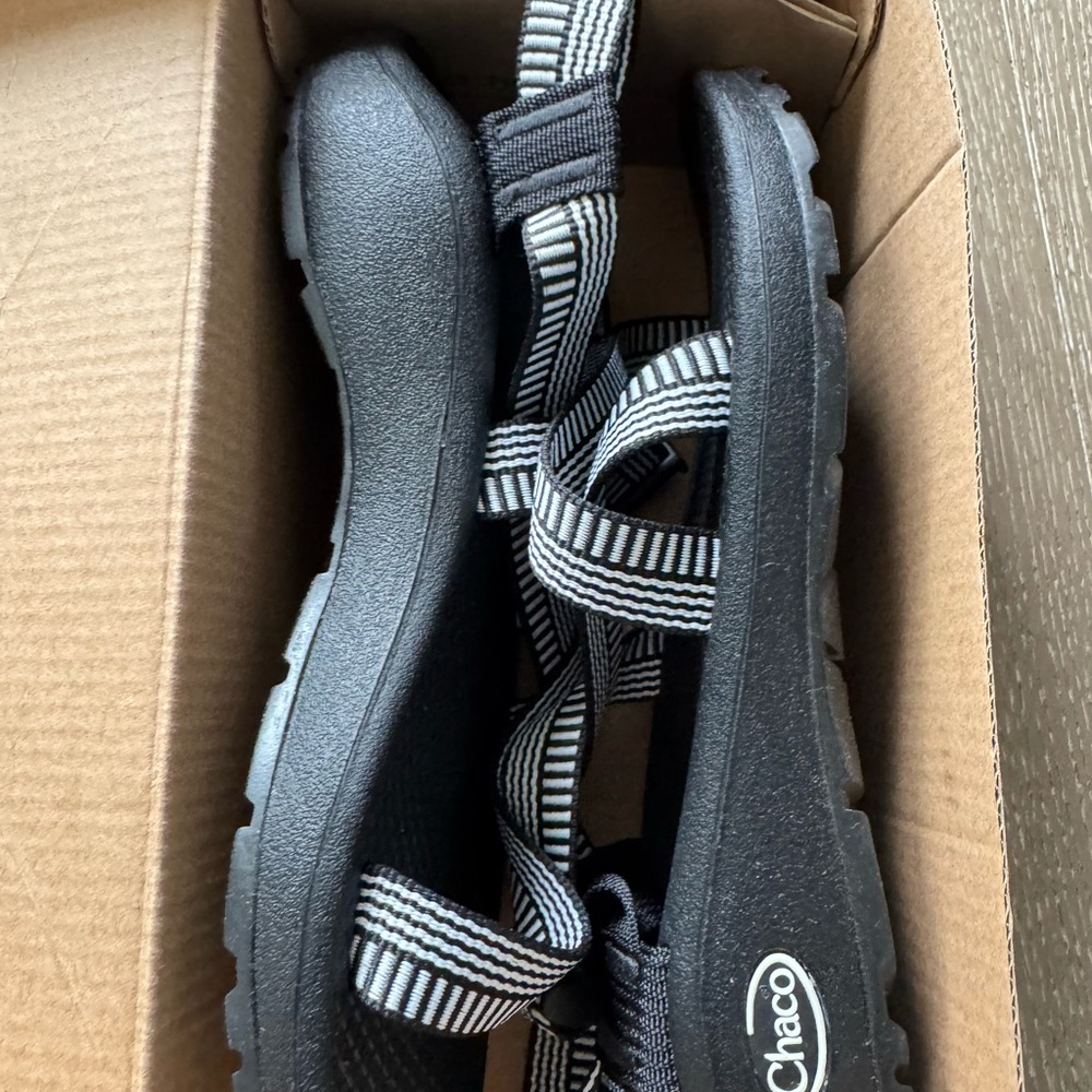 Chaco zCloud Black and White Strappy Sandals - Picture 9 of 9